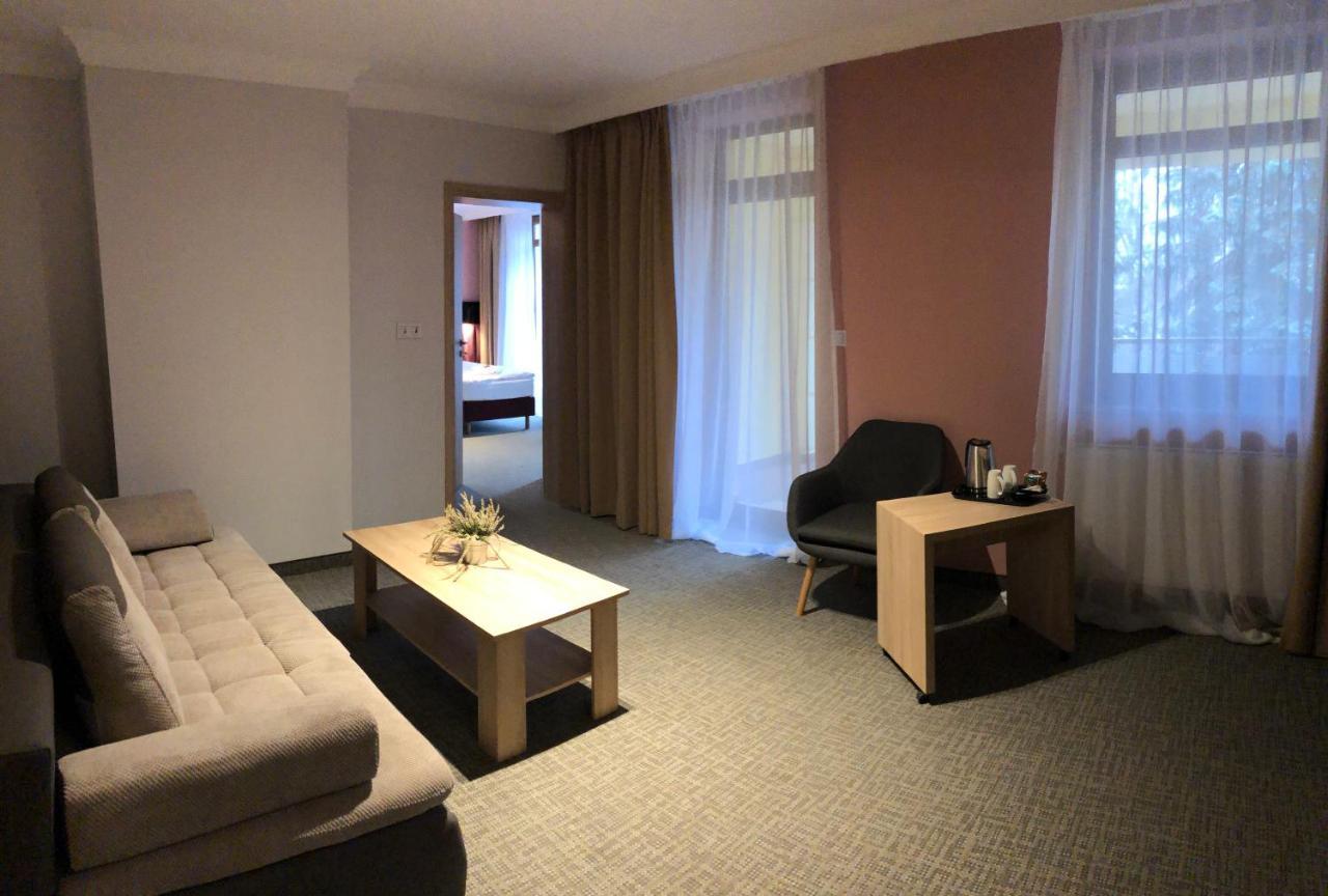 Akacja Medical Resort 시에초시네크 외부 사진