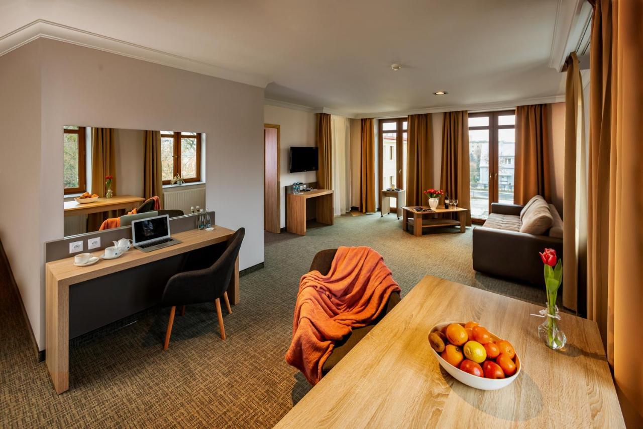 Akacja Medical Resort 시에초시네크 외부 사진
